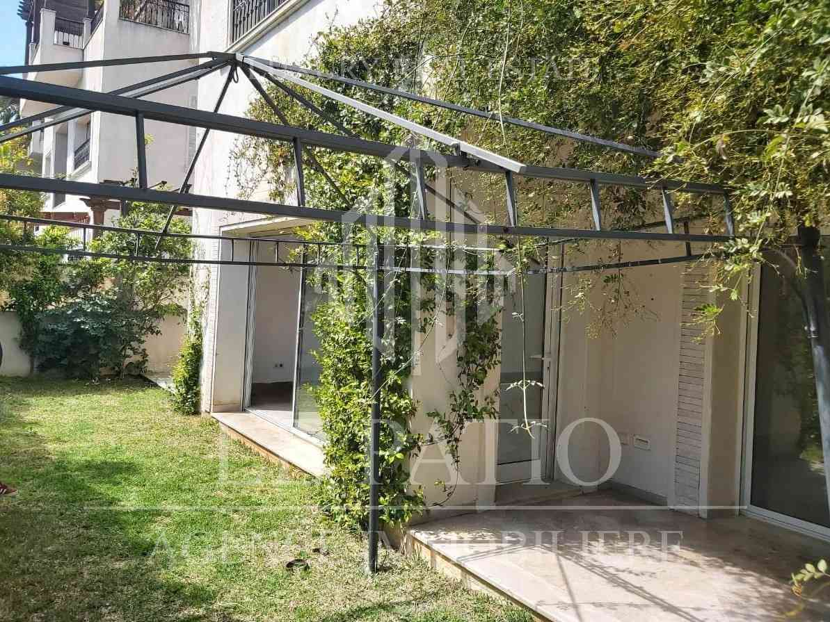 Appartement s3 avec jardin a la marsa