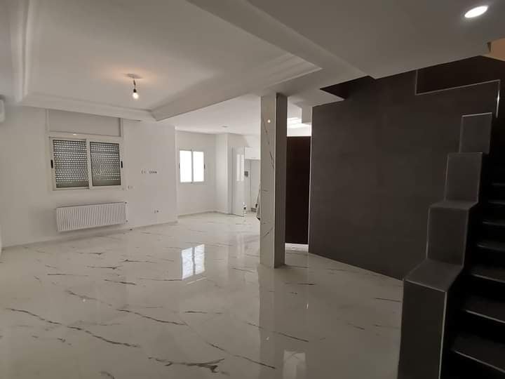 Duplex la marsa ennasim