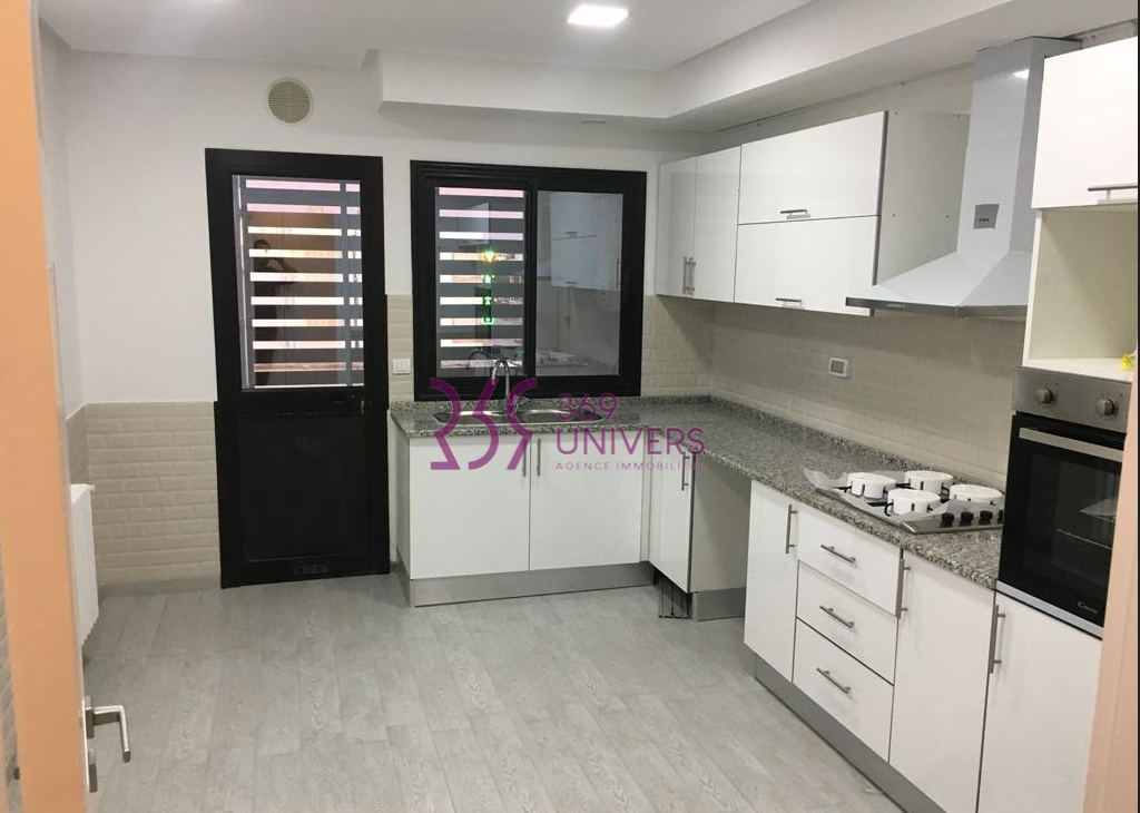 Appart s2 a la marsa ref ra003
