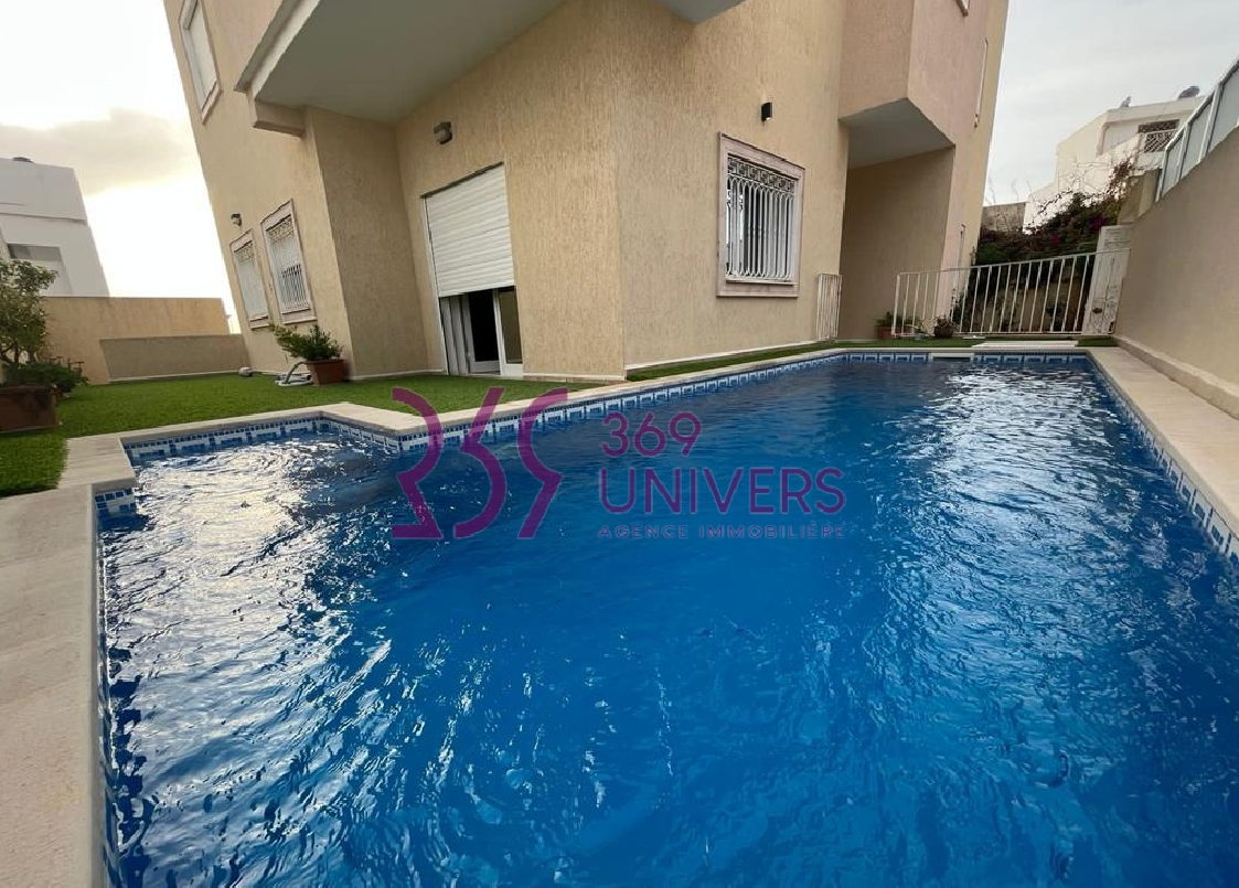 Villa s5 avec piscine a gammarth ref rh004