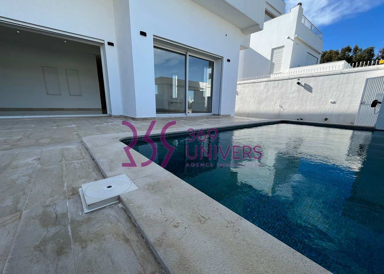 Villa s4 vue sur mer a gammarth ref rh005