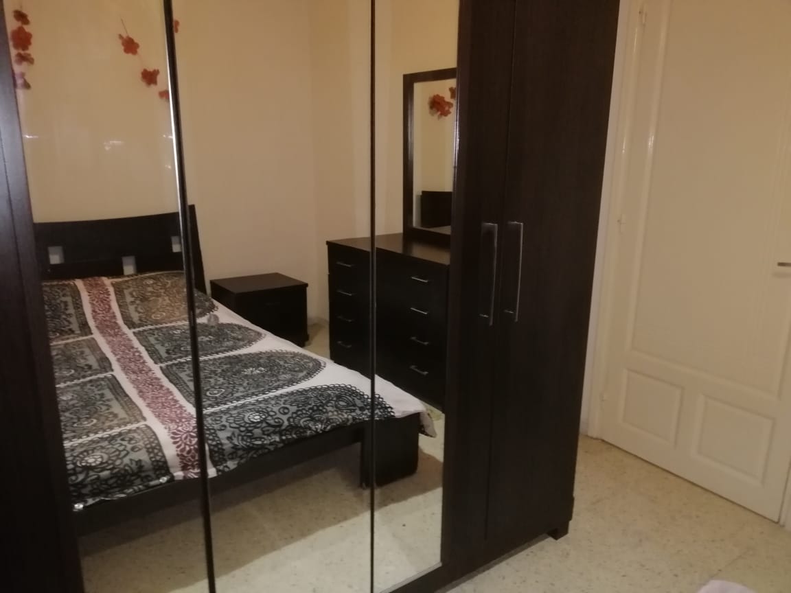 Appartement richement meublé par jour