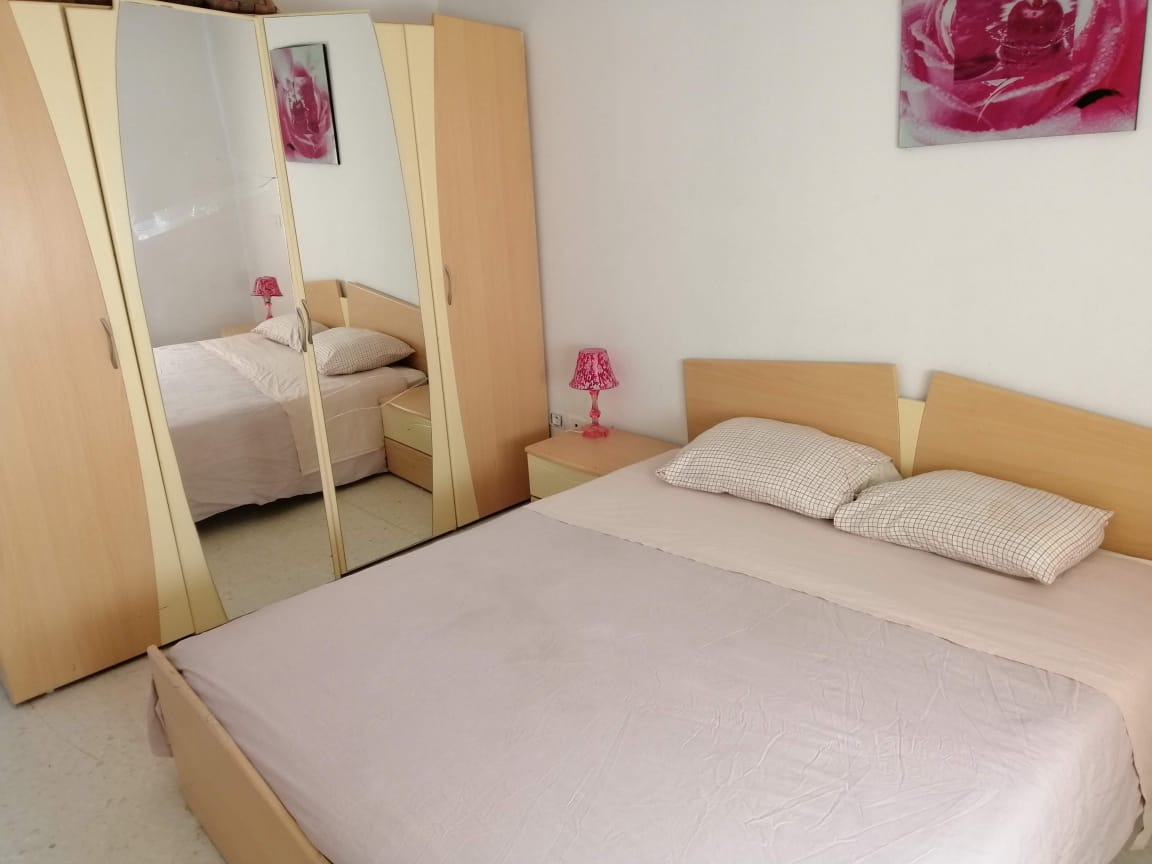 Deux chambres salon meublé par nuit tunis la marsa