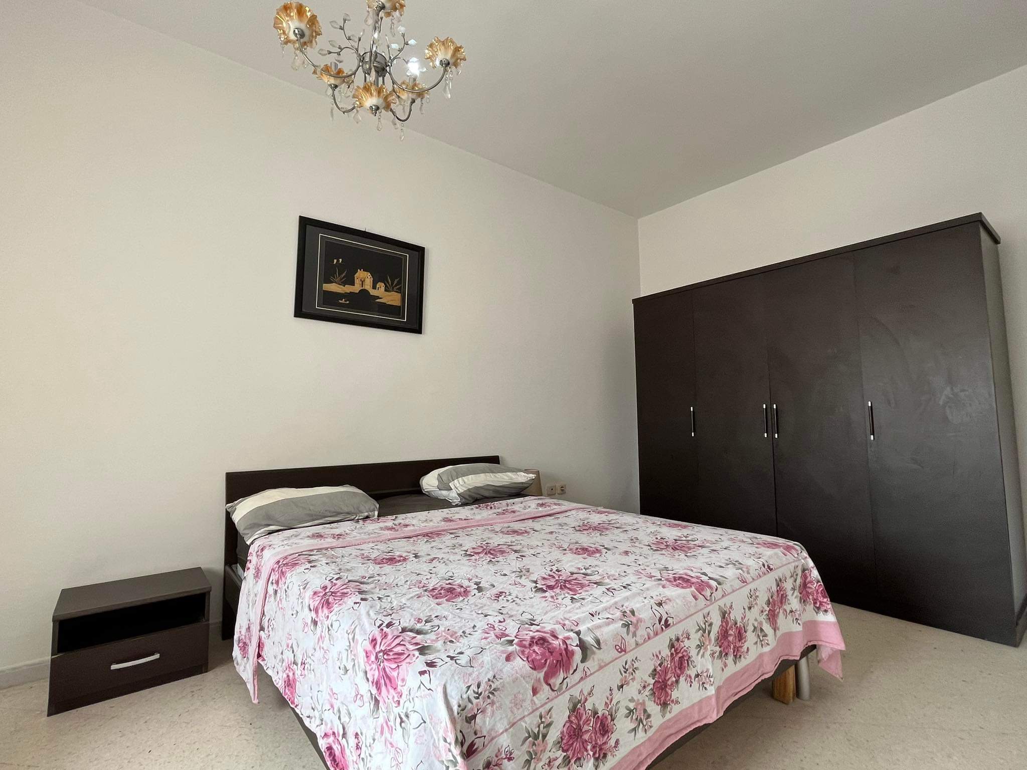 Deux chambres salon luxueux meublé par nuit tunis