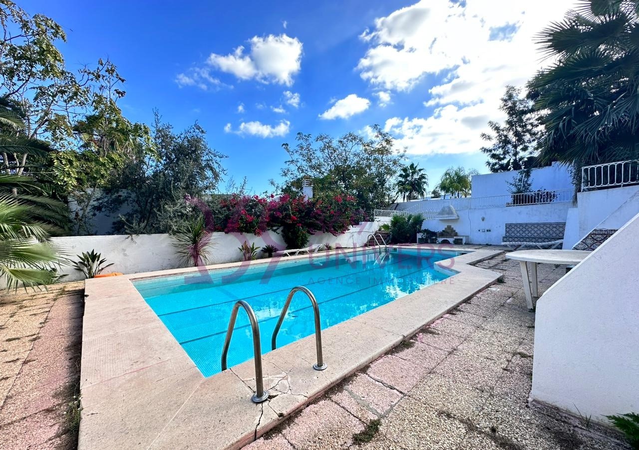 Rez de chaussee avec piscine a gammarth