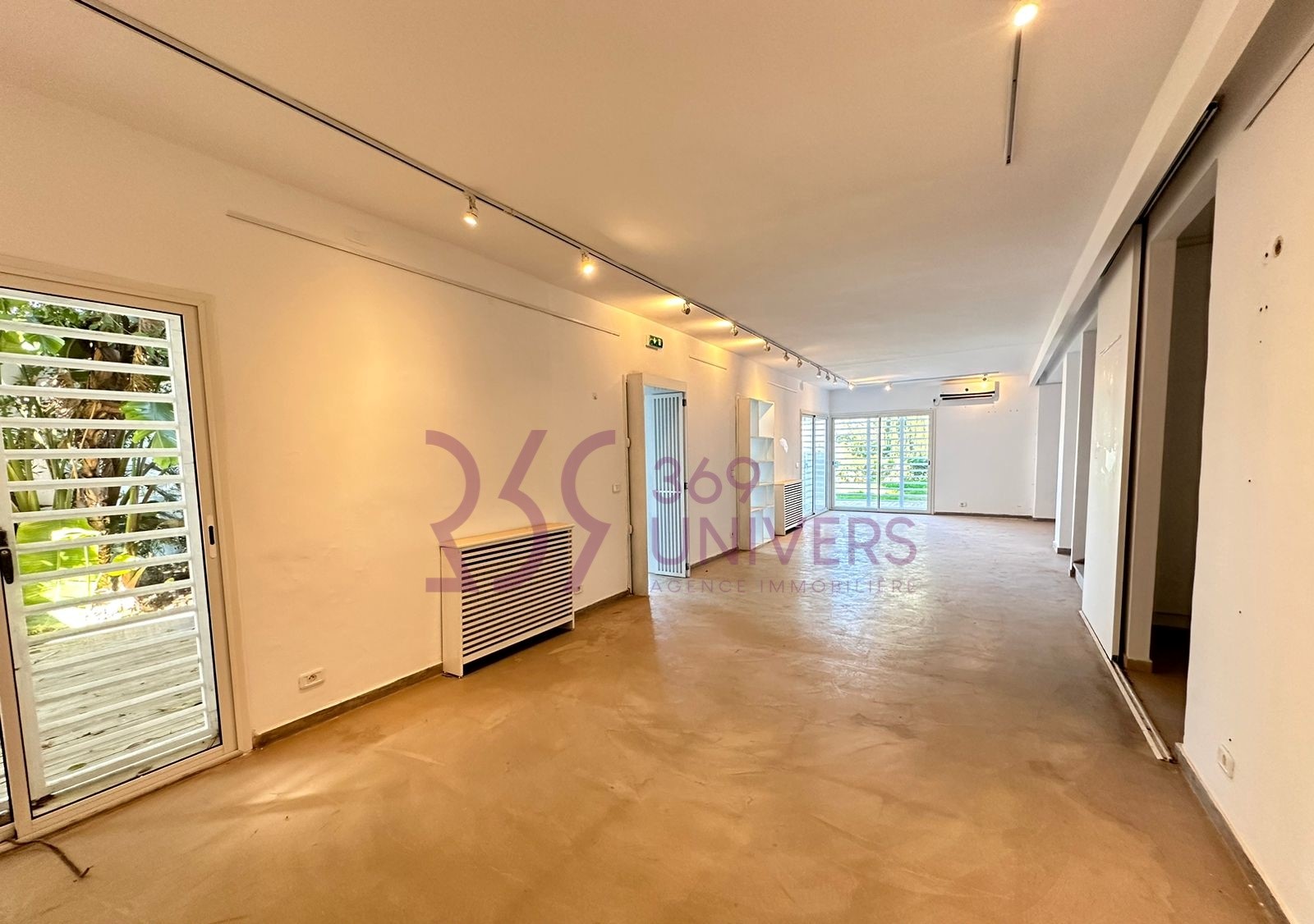 Villa avec vue sur mer à gammarth ref rh094