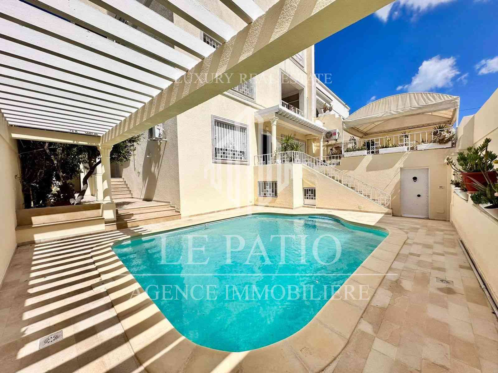 Rdc de villa meublé avec piscine a la marsa