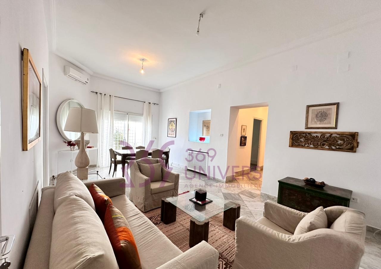 Villa meublée avec terrasse à la marsa ref rh108