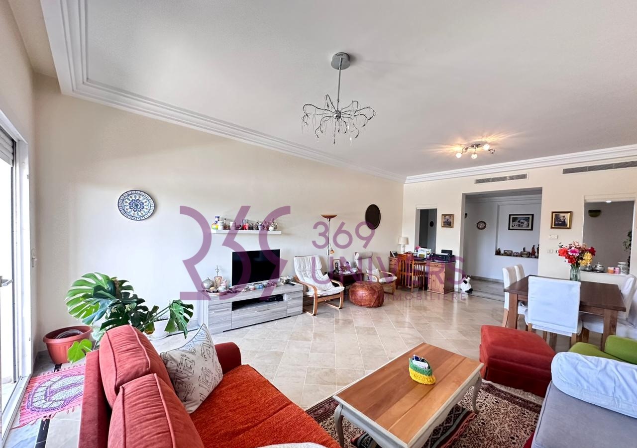 Appartement avec vue sur mer à la marsa ref ra080