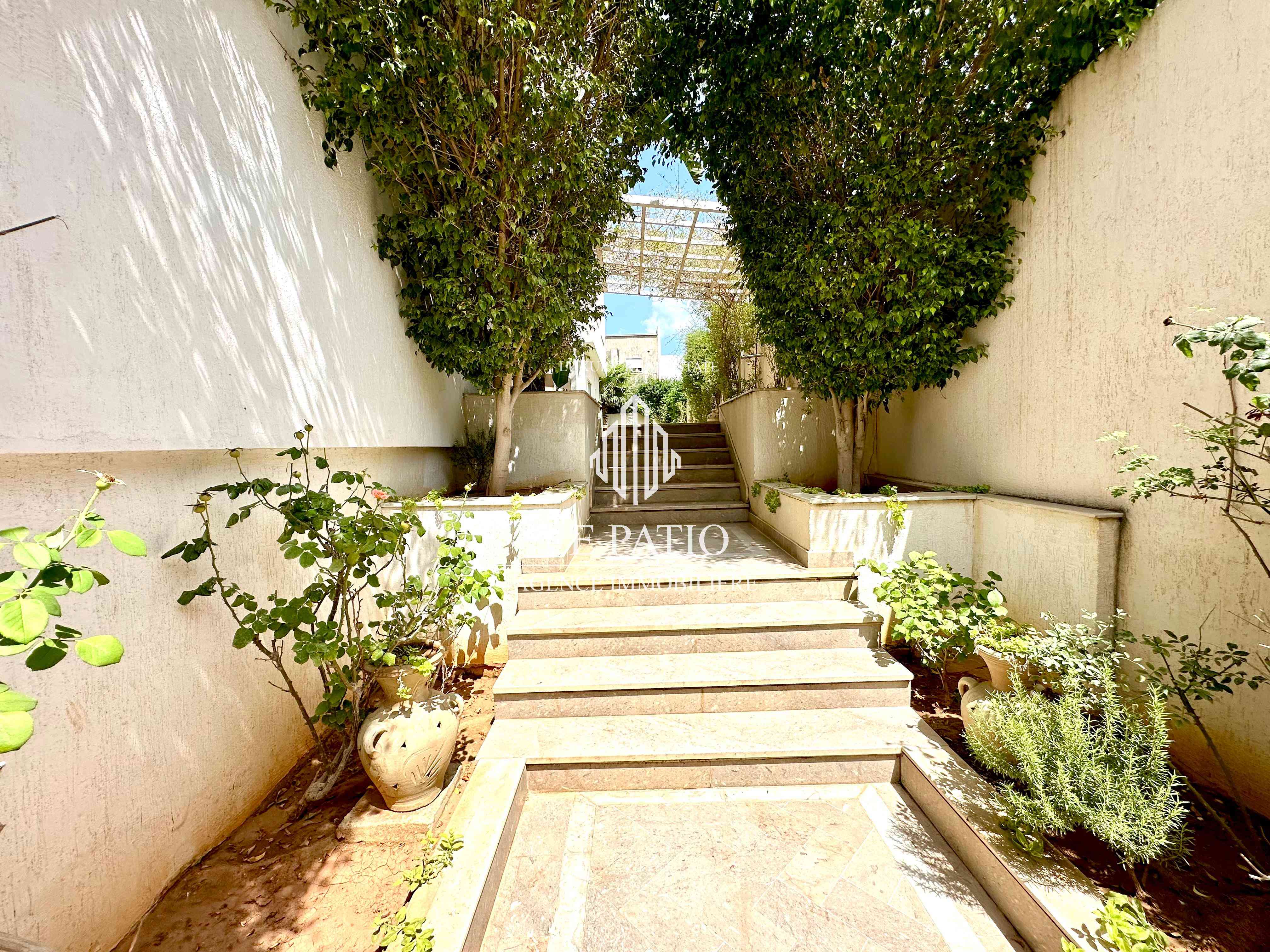 Appartement s4 avec jardin à la marsa stade