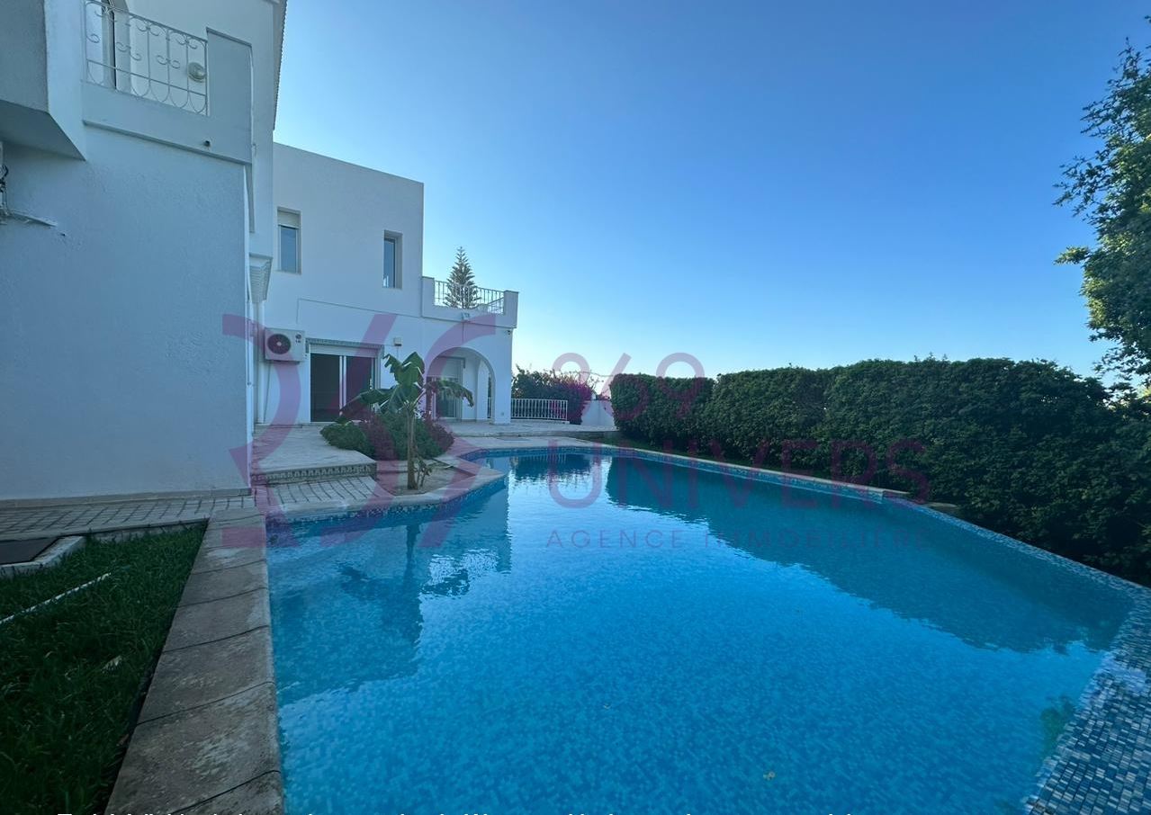Villa avec piscine à gammarth ref rh027