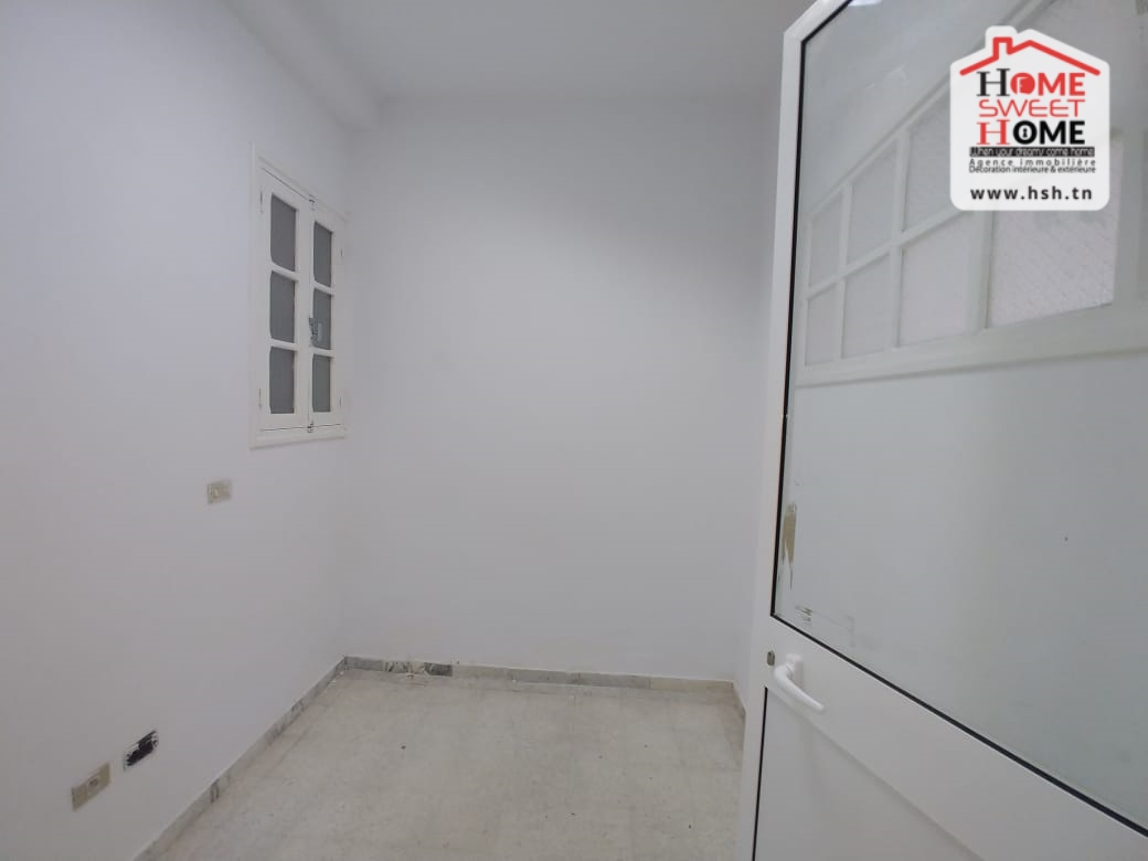Bureau a1 matias à bizerte