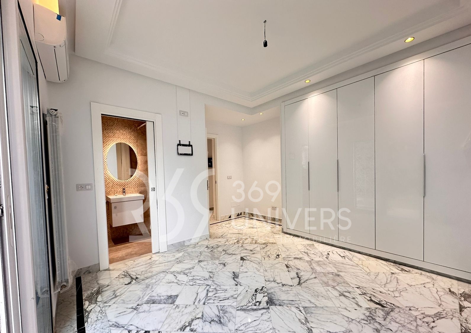 Appartement avec terrasse à gammarth ref ra104