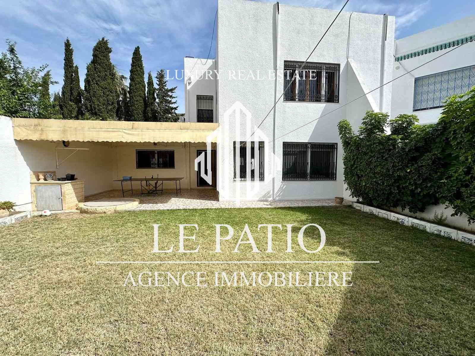 Villa s4 vide à la marsa
