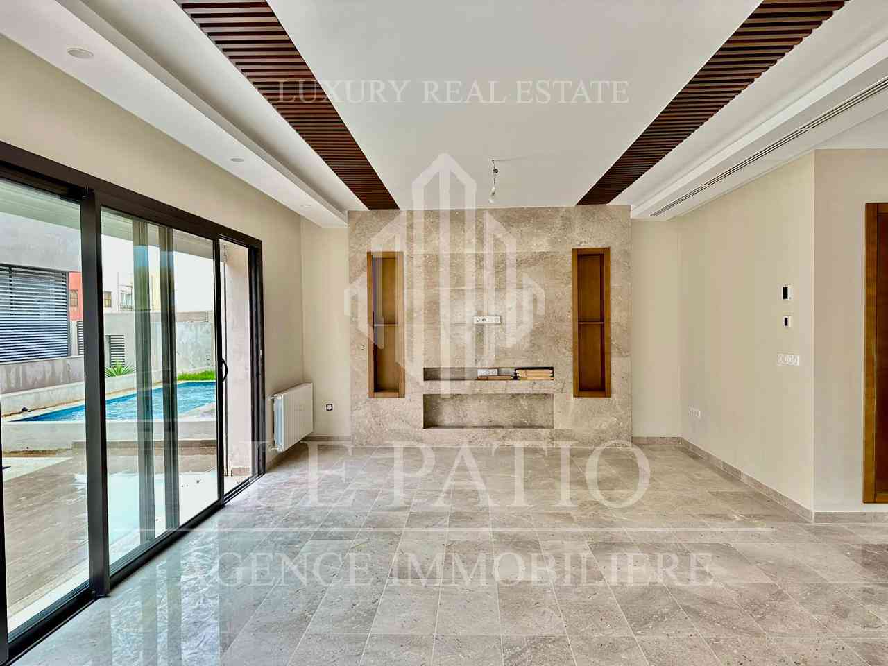 Villa neuve haut standing soukra park