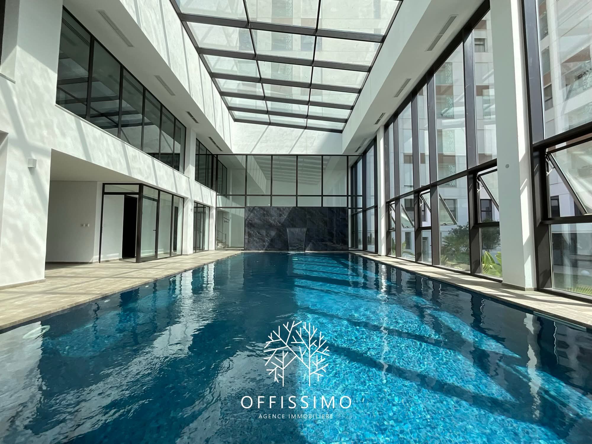 Appartement piscine et gym s1 meublé