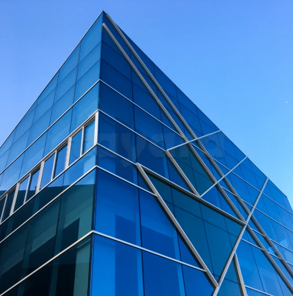 Immeuble neuf 3700 m en r3 au lac 3
