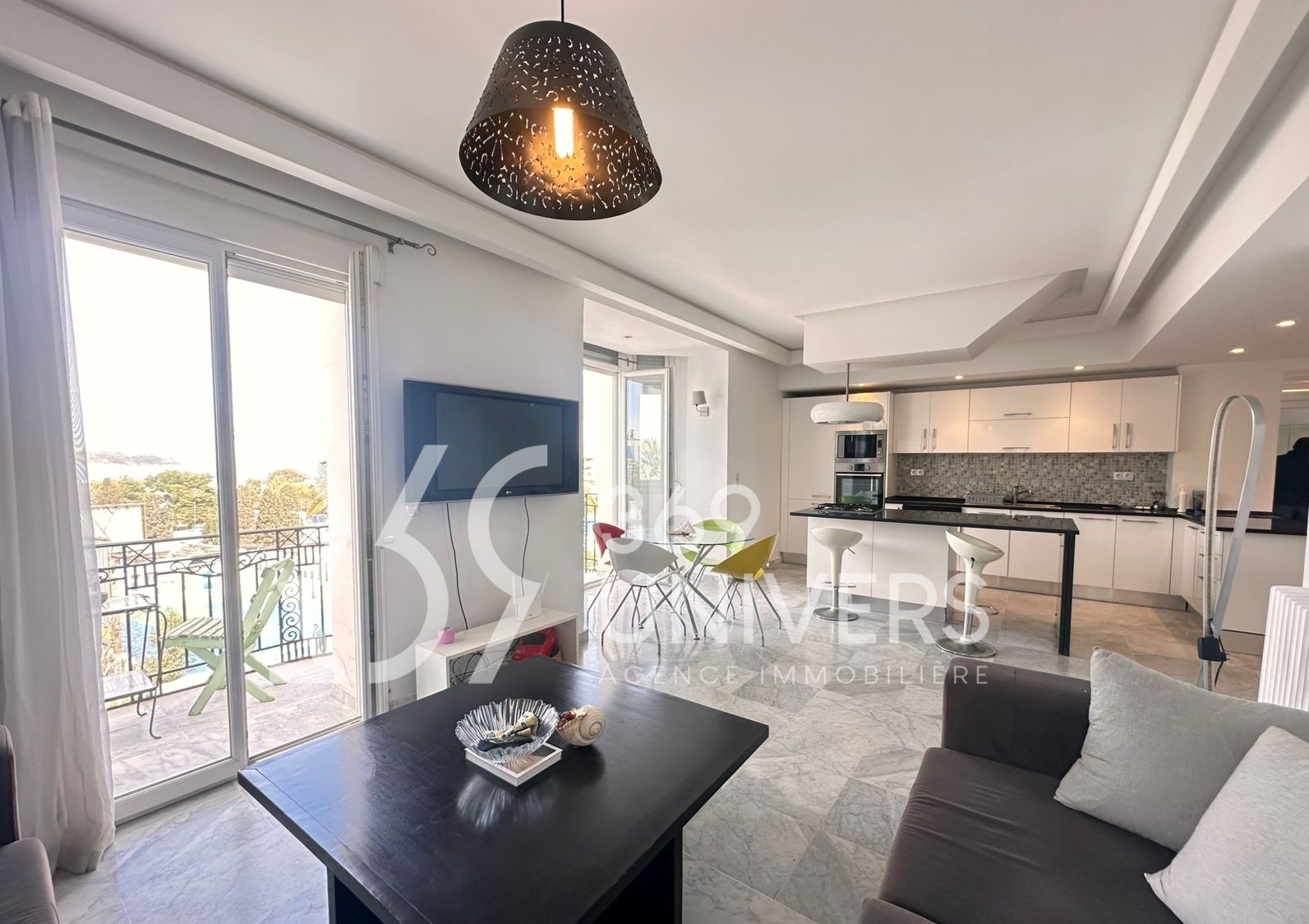 Appartement avec vue sur mer à la marsa ref ra124