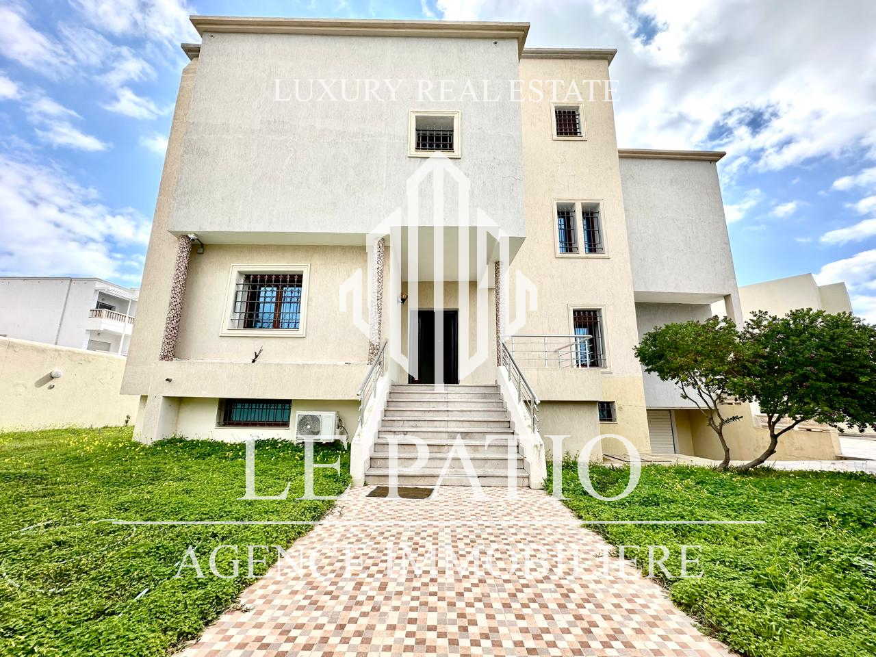 Villa aux jardins de carthage