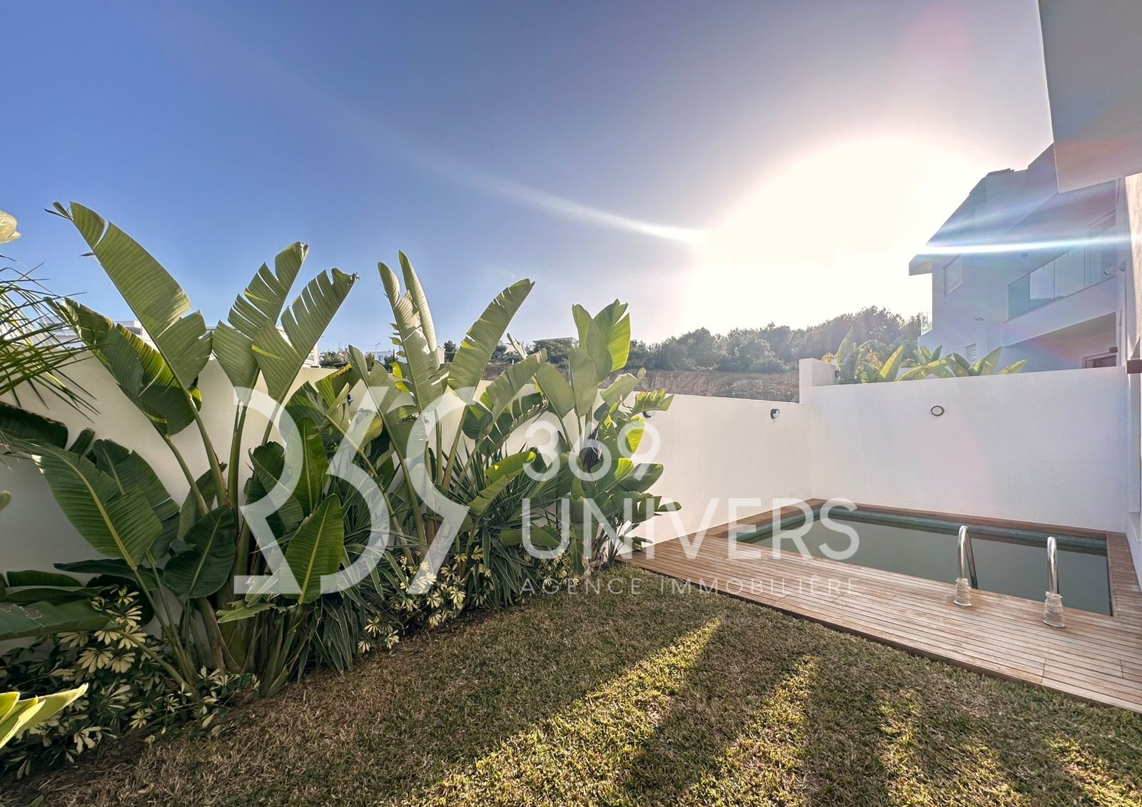 Triplex avec vue sur mer à gammarth ref rh143