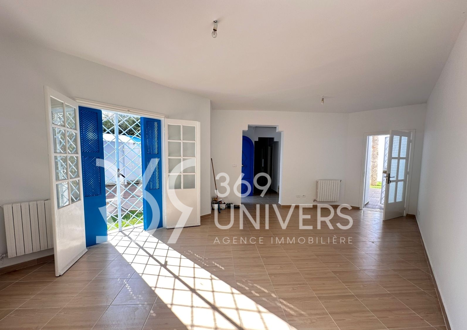 Duplex avec piscine à la marsa ref rd056