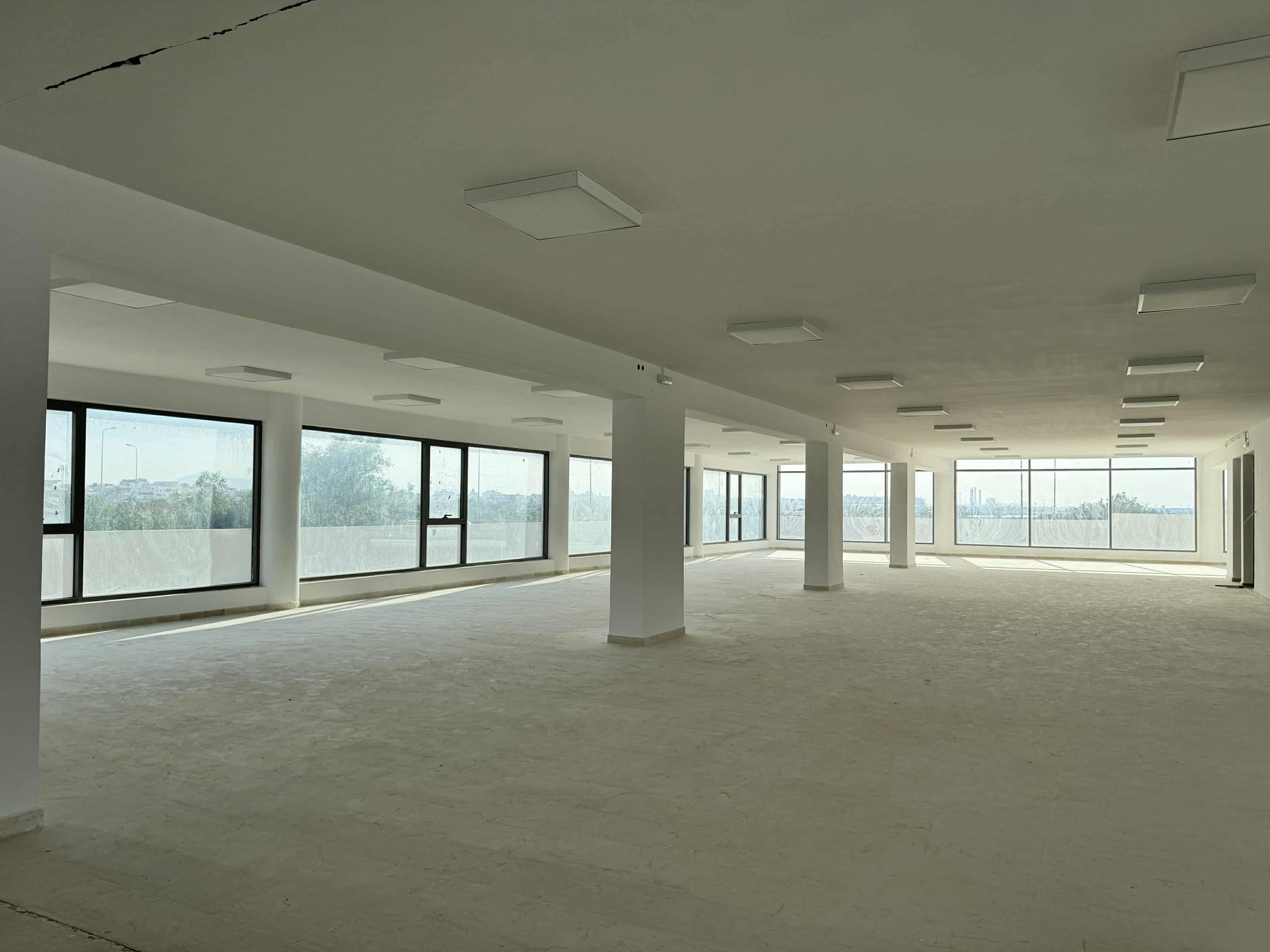 Immeuble bureautique neuf 3800 m hs au lac3 kram