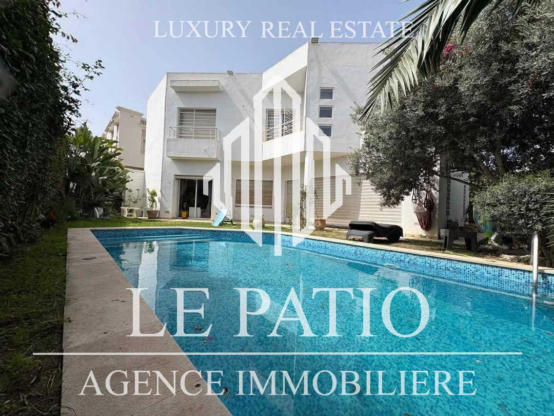 Villa s4 a ain zaghouan avec piscine et jardin