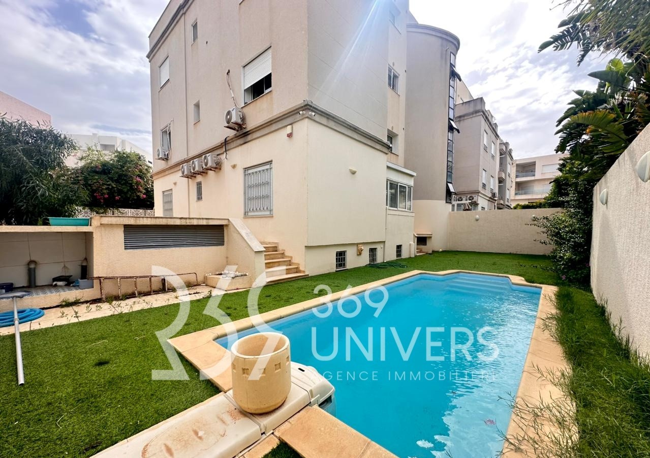 Appartement avec piscine aux jdc ref ra142