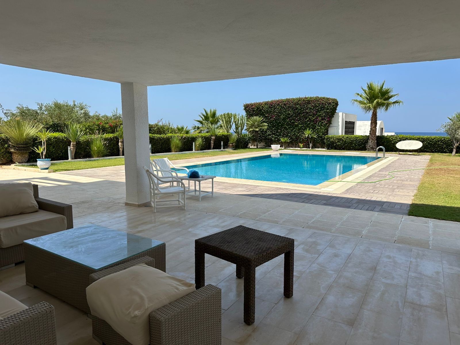 Villa standing vue mer plus piscine