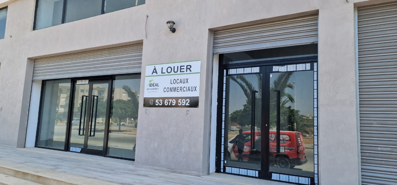 Al local commercial 65m2 jardins de carthage