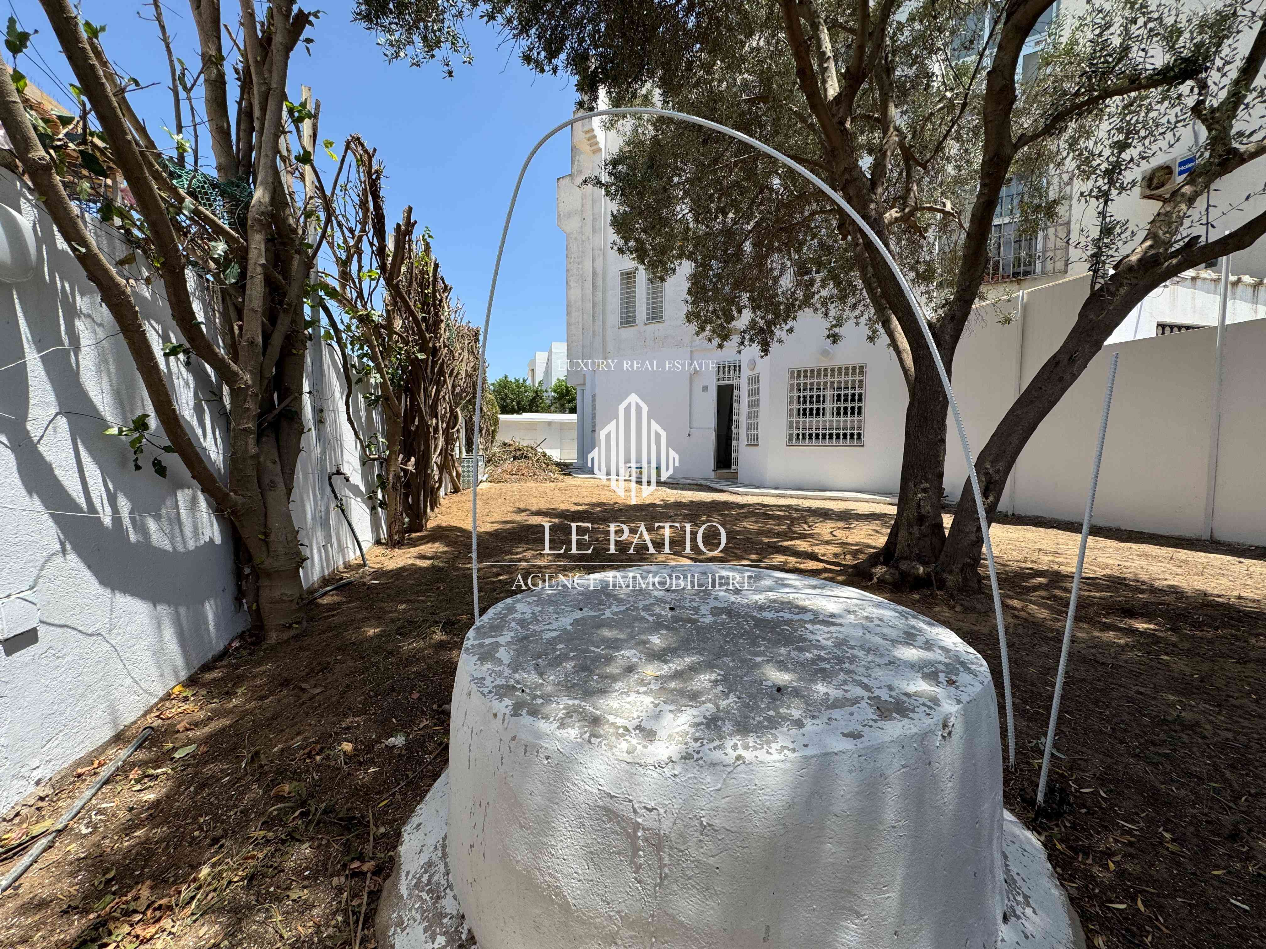 Appartement s3 avec grand jardin a la marsa