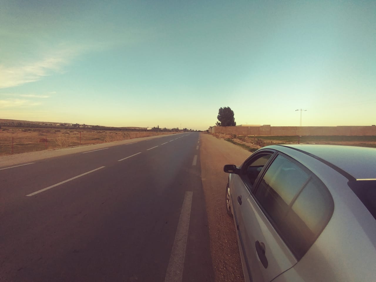 12 hectares nu 32 km de tunis