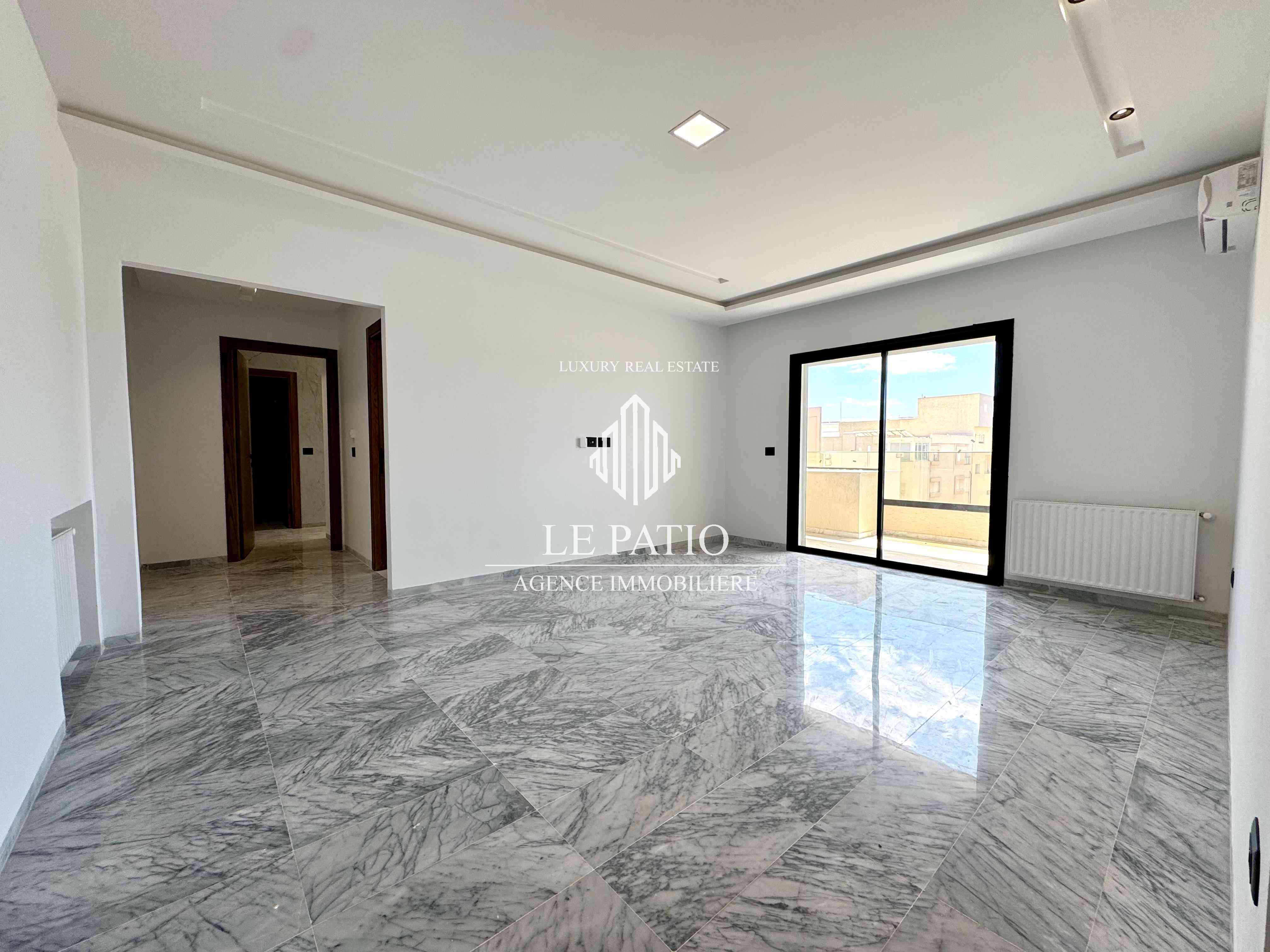 Appartement s2 neuf jamais habite a ain zaghouan