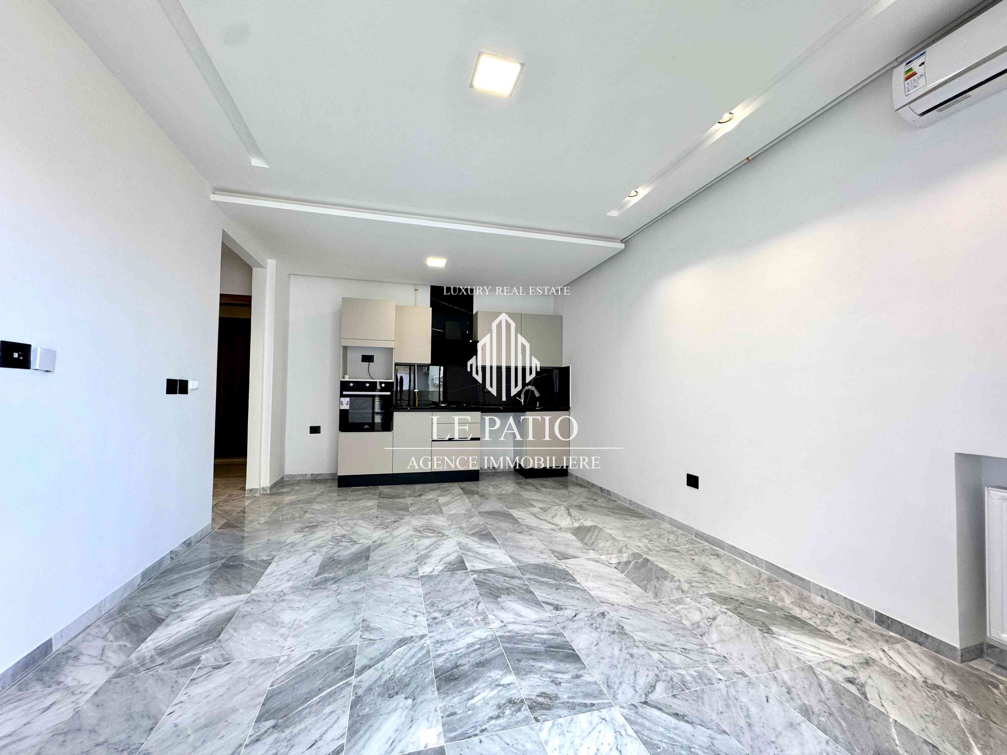 Appartement s1 neuf jamais habite a ain zaghouan