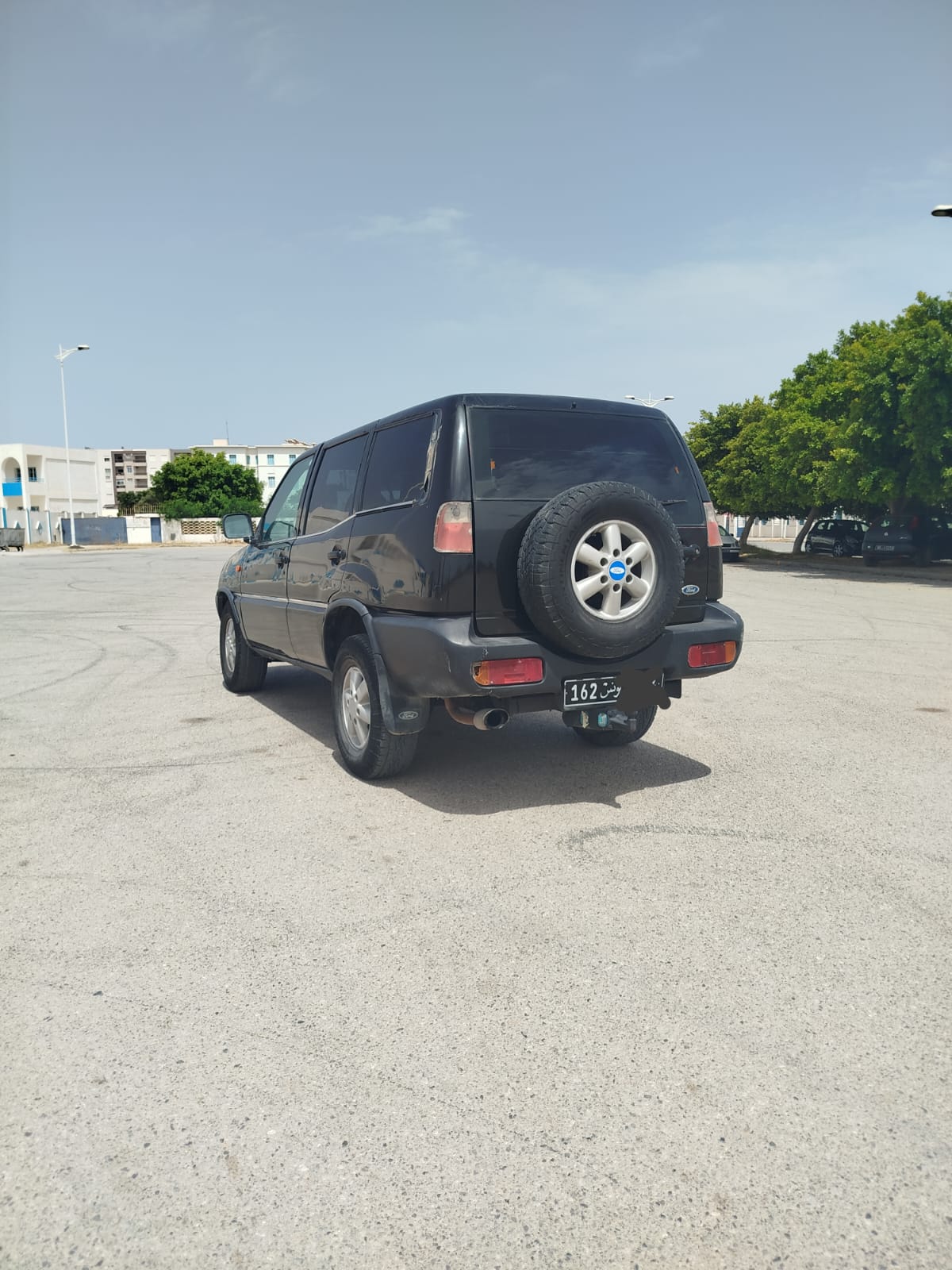 Nissan terrano ford maverick 7 places