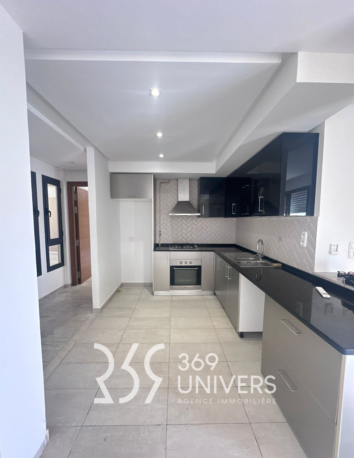 Penthouse avec terrasse aux jdc ref ra154