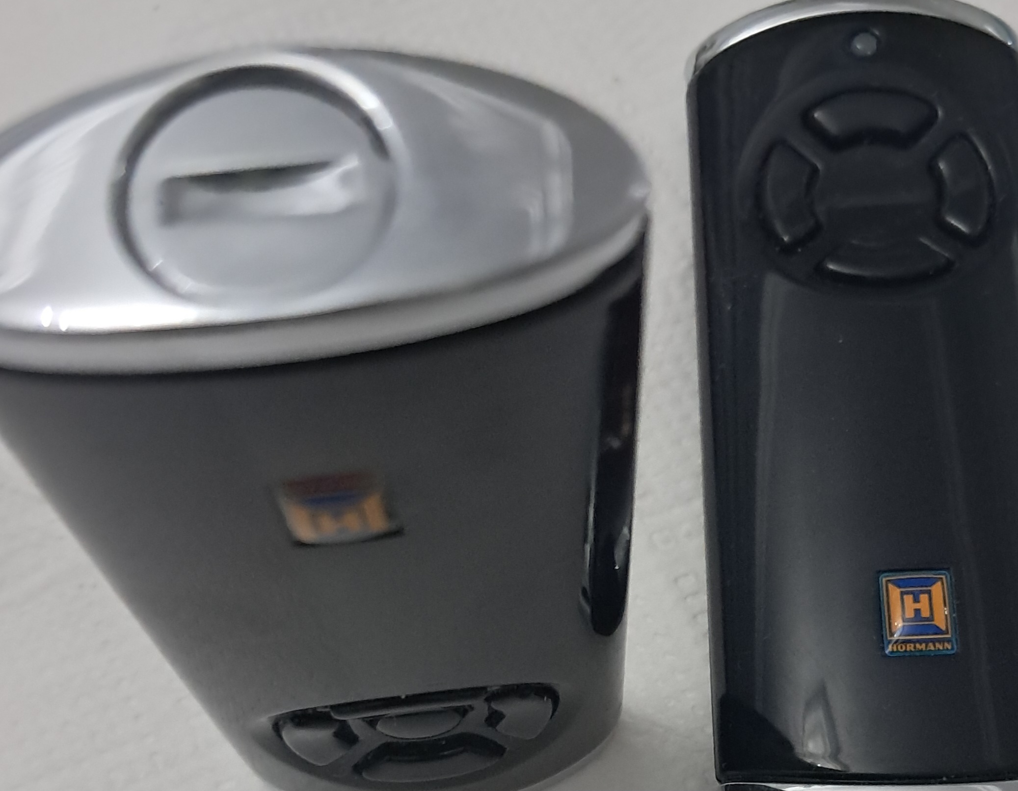 02 commandes pour porte basculante hormann