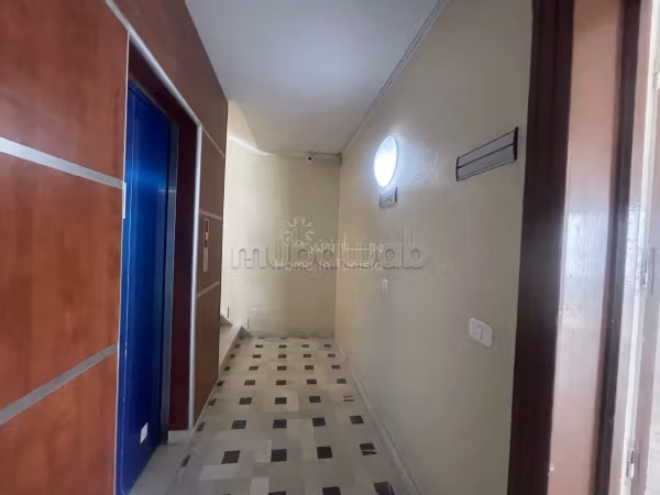 Bureau s3 à elkantaoui