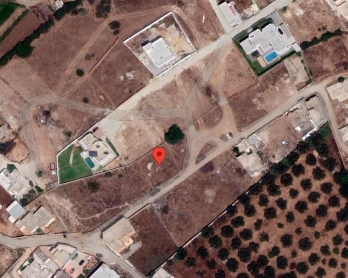 Terrain de 450m2 à borj touil