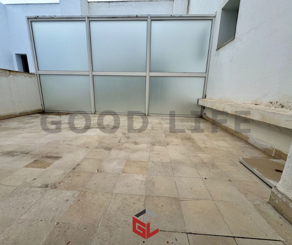 Bureau h5 à la soukra