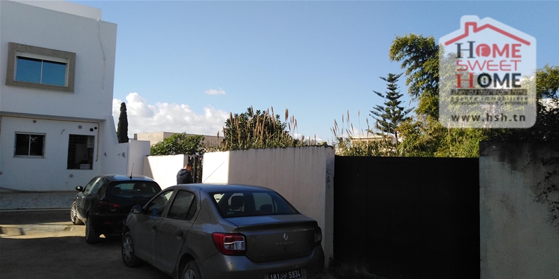 Terrain gammarth village