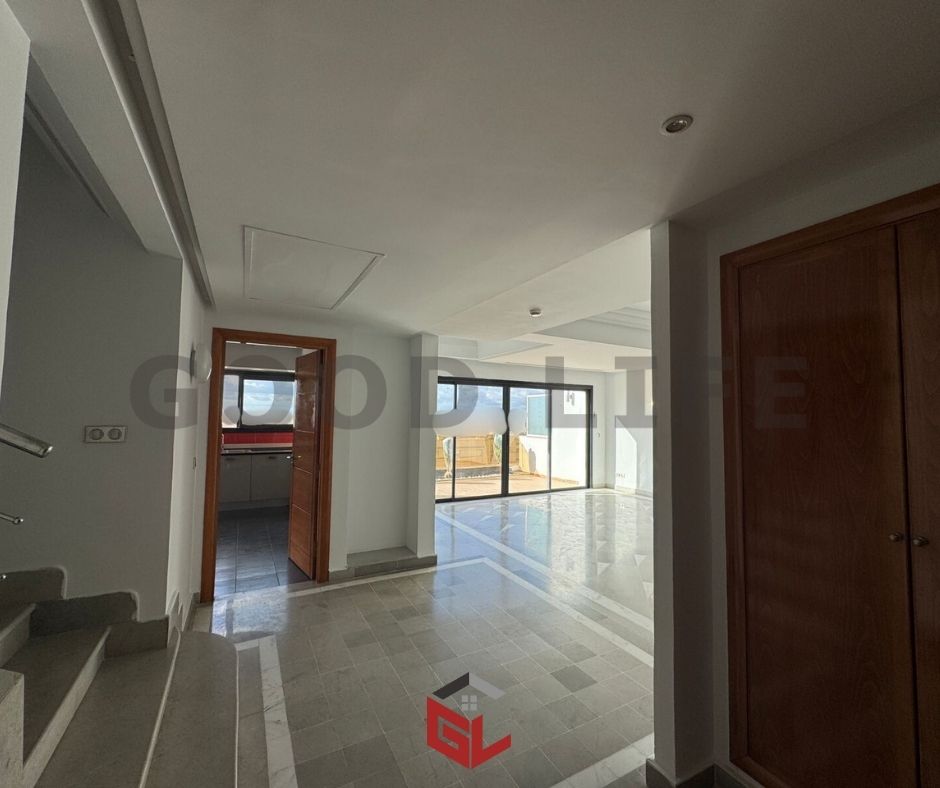 Duplex en s3 avec chambre de service au lac 2