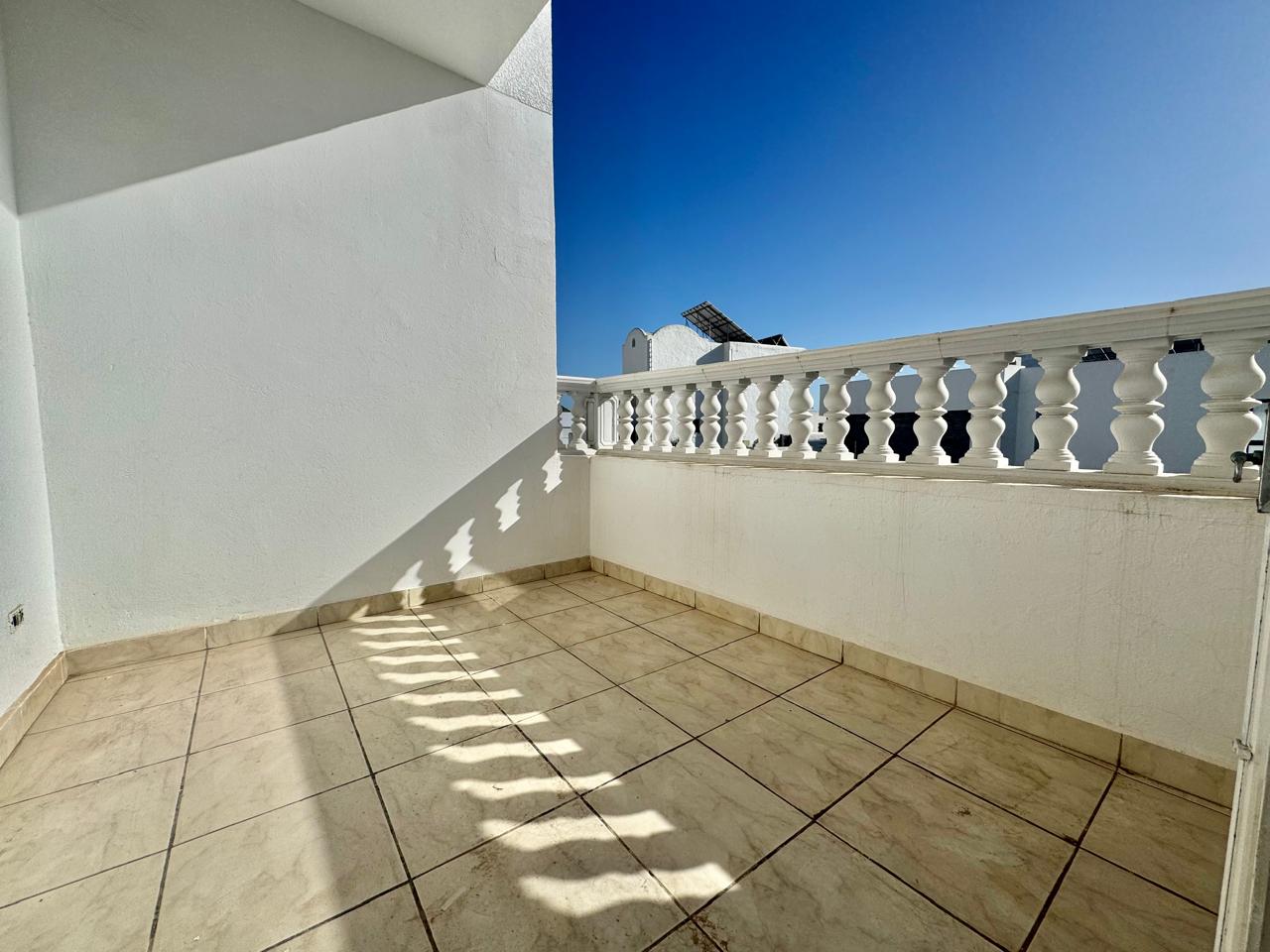 Bureau h2 aux jardins de carthage