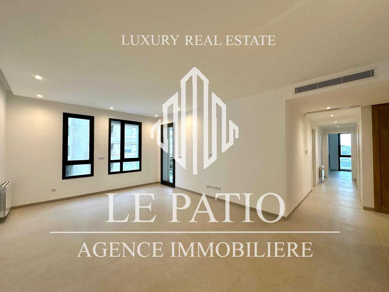 Appartement neuf s2 vide a ain zaghouan nord
