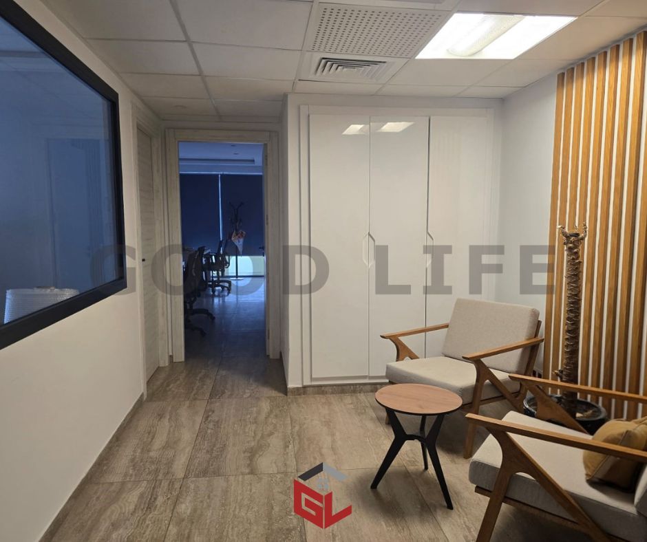 Bureau de standing avec terrasse de 46 m2 aux jdc