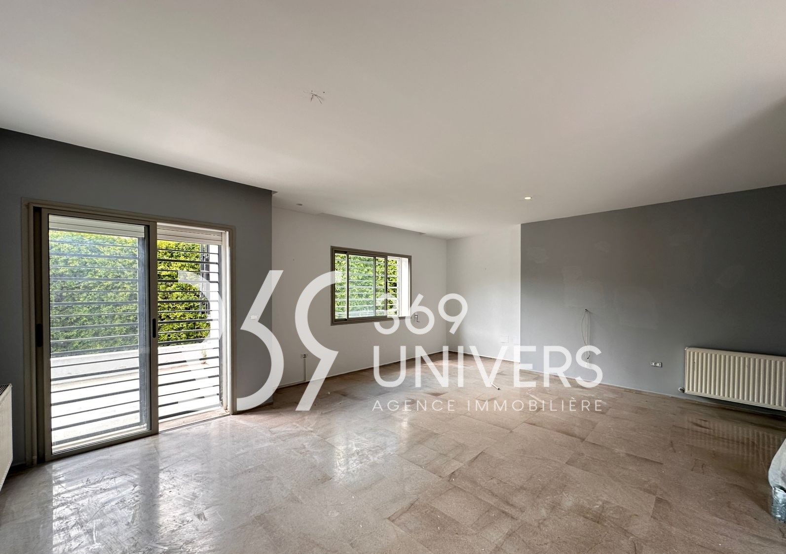 Duplex avec terrasse à la marsa ref rd075