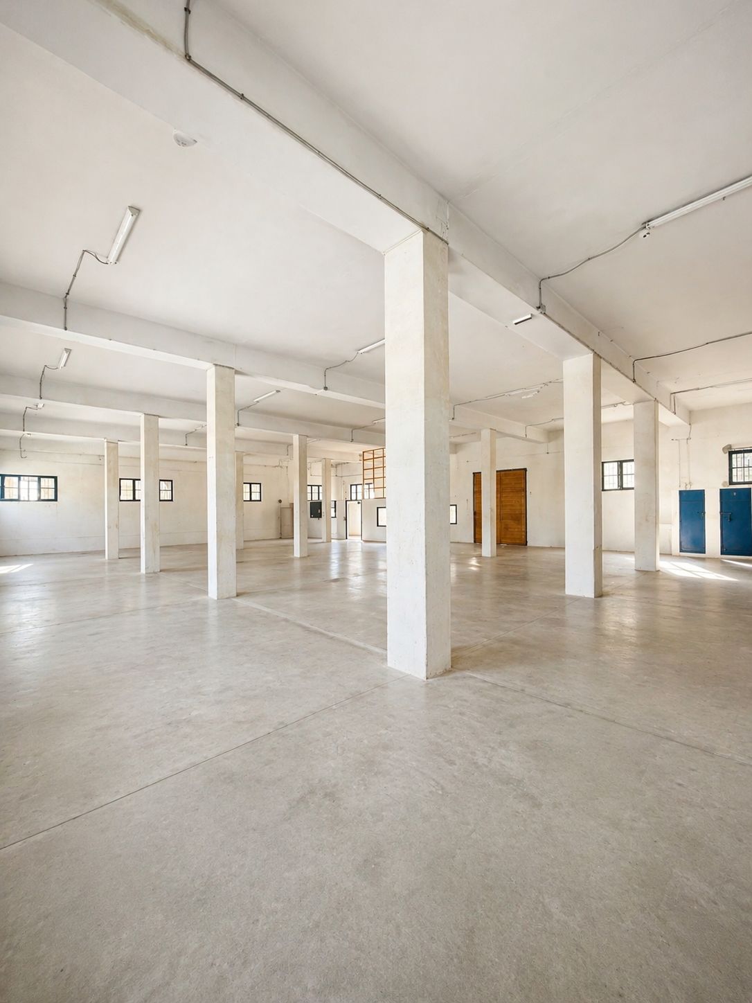 Local 1100m2 à ezzahra