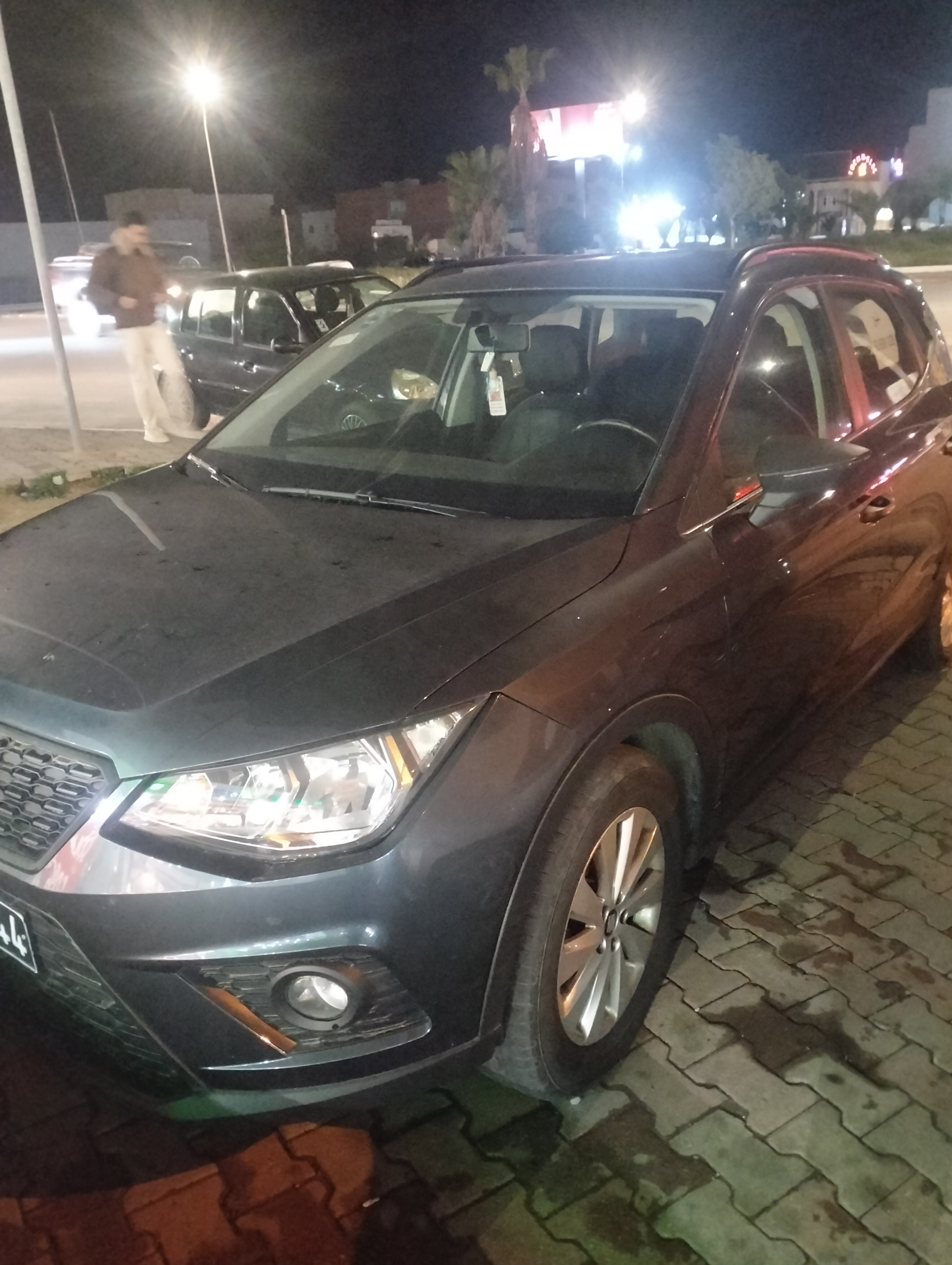 Seat arona première main