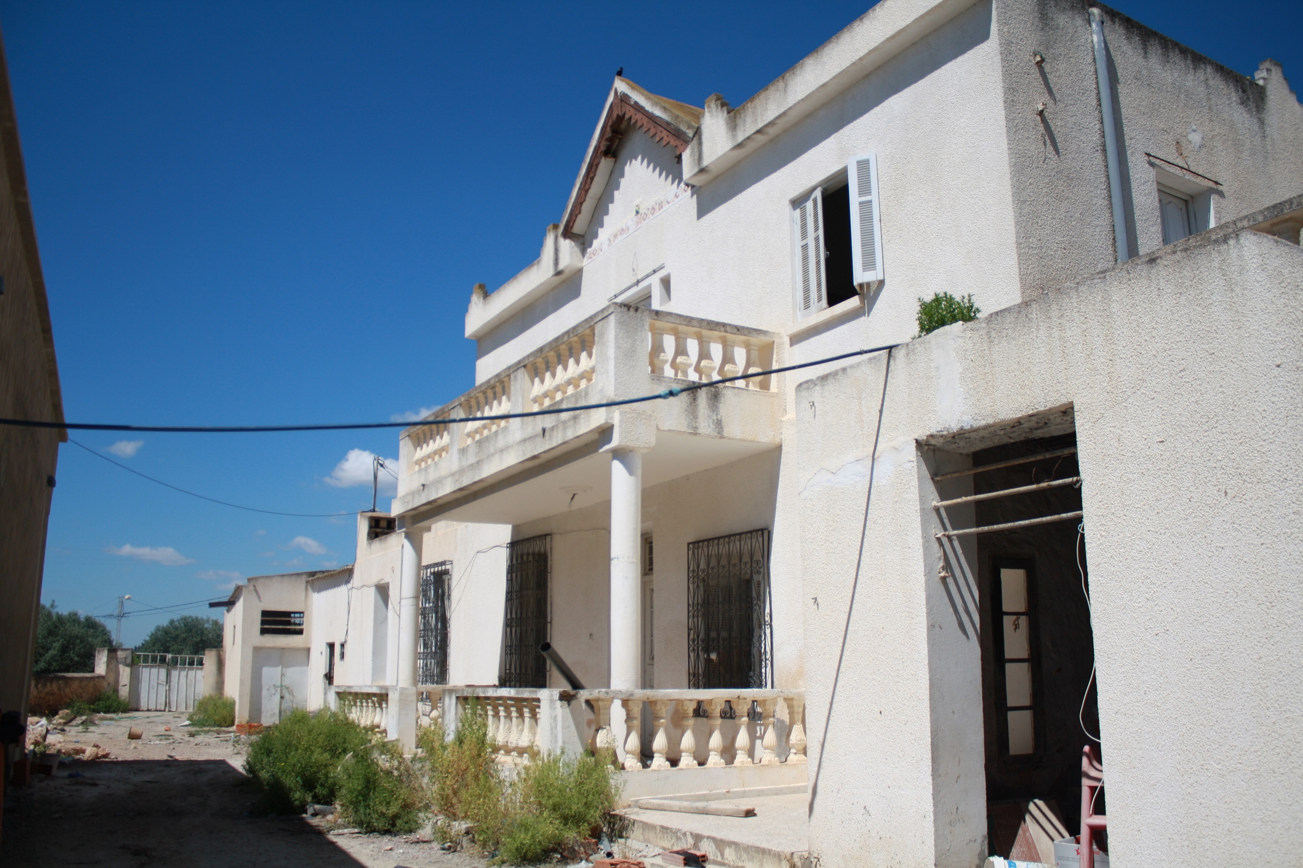 Gps ancienne maison à démolire ou à retaper