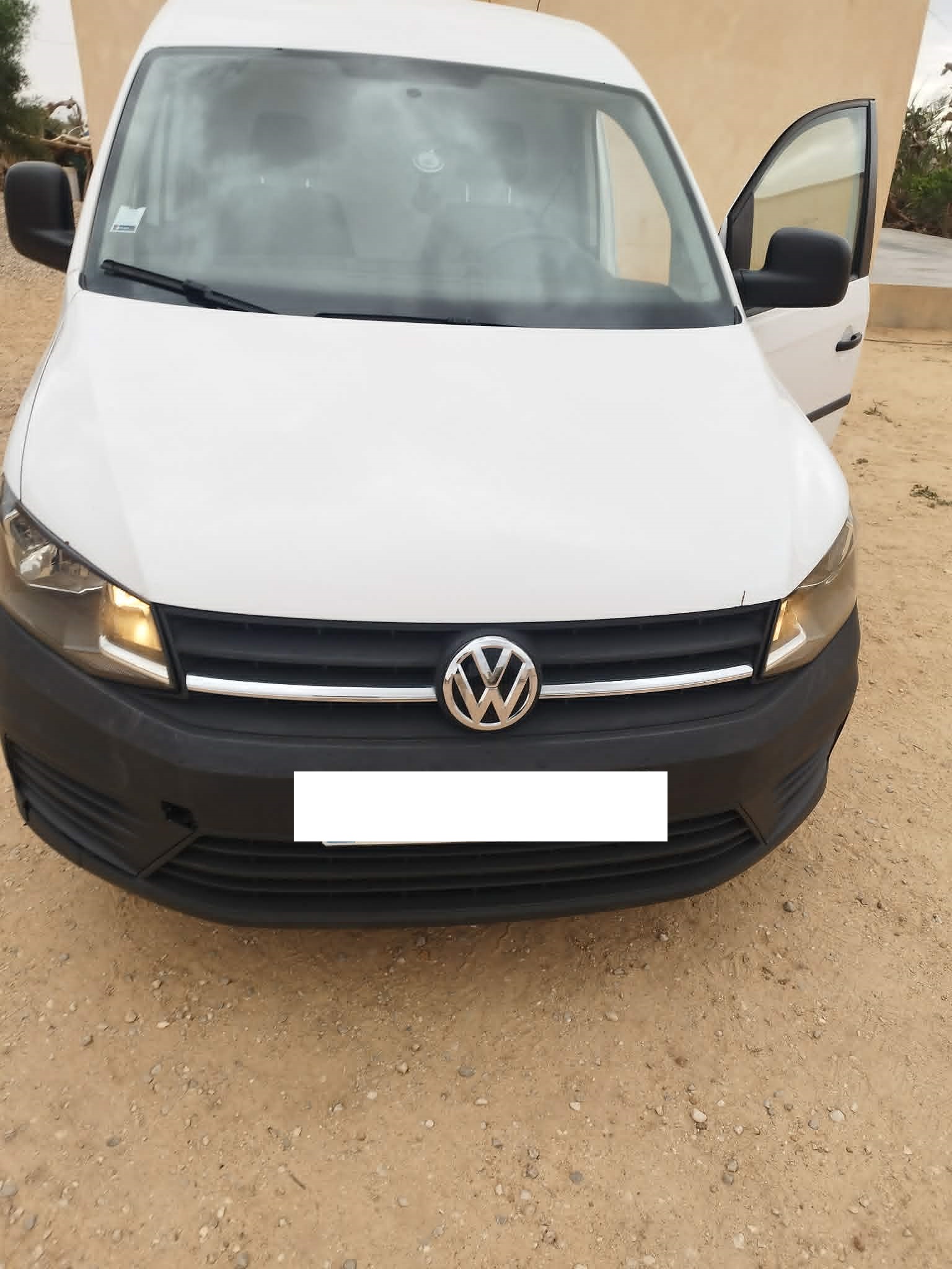 Volkswagen caddy 2l toute options et en bonne etat